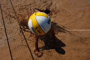 Mud Volleyball / Slush Volleyball